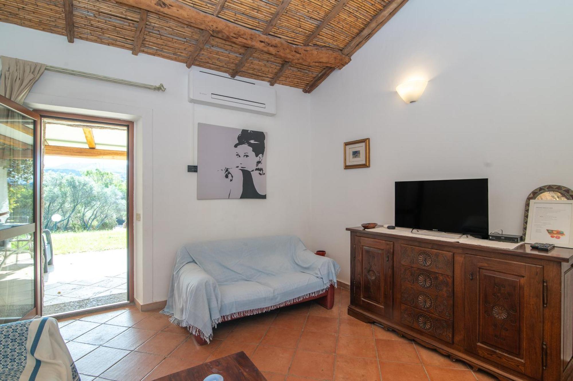 Susy House Villa บายาซาร์ดิเนีย ภายนอก รูปภาพ